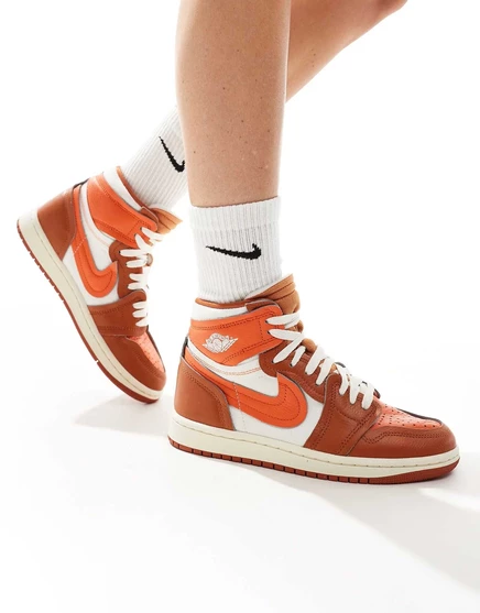 Высокие кроссовки Nike Air Jordan 1 белого и оранжевого цветов  white
