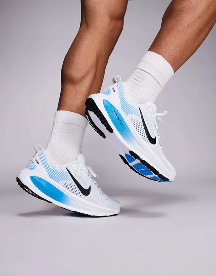 Кроссовки Nike Running Vomero 18, бело-голубые