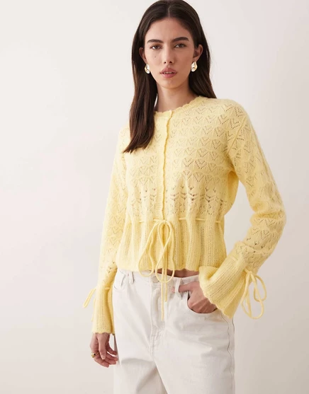 Кардиган Miss Selfridge с открытой баской на подоле цвета пахты
