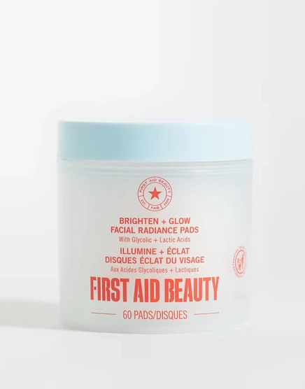 Салфетки для лица First Aid Beauty Brighten Glow, 60 шт.