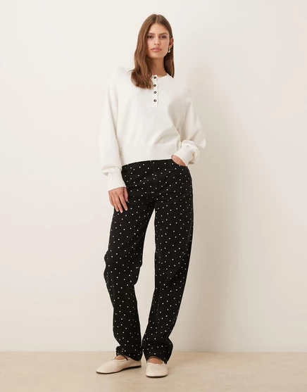 Дизайнерские узкие брюки средней посадки ASOS в горошек black
