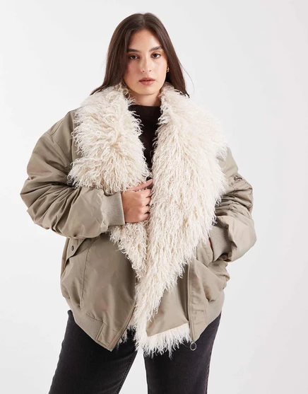 Куртка-парка ASOS DESIGN Curve MA1 с мохнатым искусственным мехом цвета хаки khaki