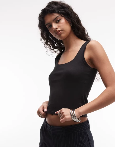 Майка Monki 90-х годов в рубчик черного цвета black