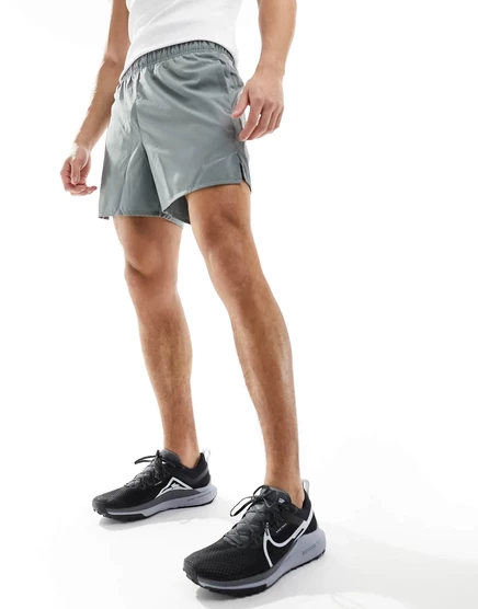 Шорты Nike Running Dri-FIT Challenger длиной 5 дюймов серого цвета gray