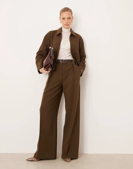 Сшитые на заказ мешковатые брюки Mango Cintu цвета хаки - часть комплекта khaki