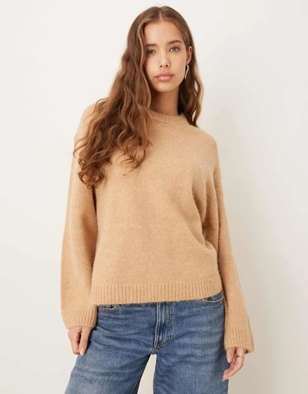 Свитер Gina Tricot с круглым вырезом, вязаный из шерсти альпаки бежево-рыжего цвета beige