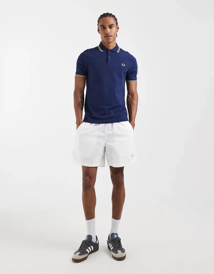 Теннисные шорты с логотипом Fred Perry Tennis performance белого цвета - часть комплекта белого цвета