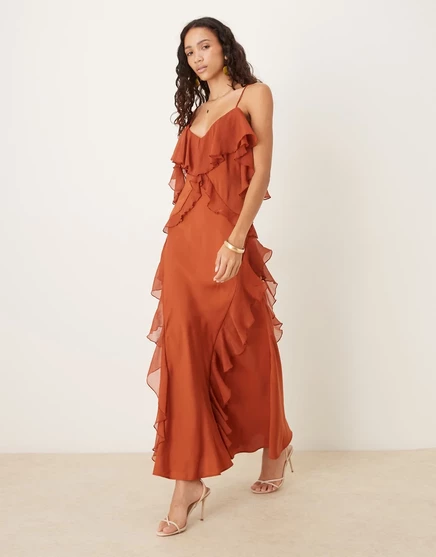 Макси-платье на бретелях из постиранного атласа ASOS DESIGN с оборками из смеси шифона и пышным низом коричневого цвета корицы brown
