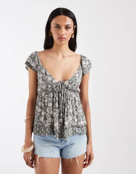 Носовой платок Hollister, бохо-сорочка, верх зеленого цвета с цветочным рисунком, средне-зеленый