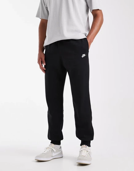 Спортивные брюки Nike Club с манжетами черного цвета black