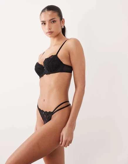 Сексуальные кружевные стринги Ann Summers черного цвета black