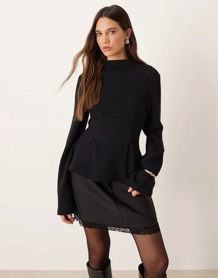 Черный топ с баской из трикотажа Gina с длинным рукавом black