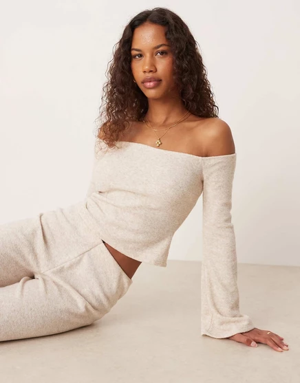 Топ из трикотажа в рубчик с открытыми плечами от ASOS DESIGN цвета овсянки - часть комплекта oatmeal