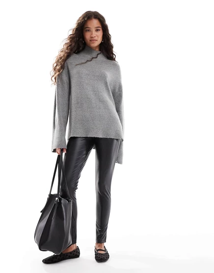 Черные леггинсы из искусственной кожи Miss Selfridge black