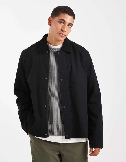 Куртка Jack &Jones barn черного цвета