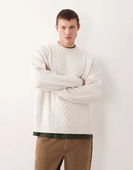 ДИЗАЙНЕРСКИЙ свитер оверсайз с круглым вырезом из кабельной вязки ASOS DESIGN цвета овсянки oatmeal