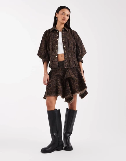 Джинсовый топ с леопардовым принтом AllSaints nancy с рукавами-баллонами коричневого цвета