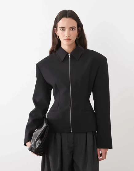 ДИЗАЙНЕРСКАЯ куртка ASOS с завышенной талией и застежкой на молнию черного цвета black