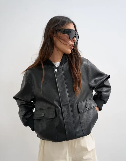 Куртка-бомбер с воротником nero из искусственной кожи Topshop черного цвета black