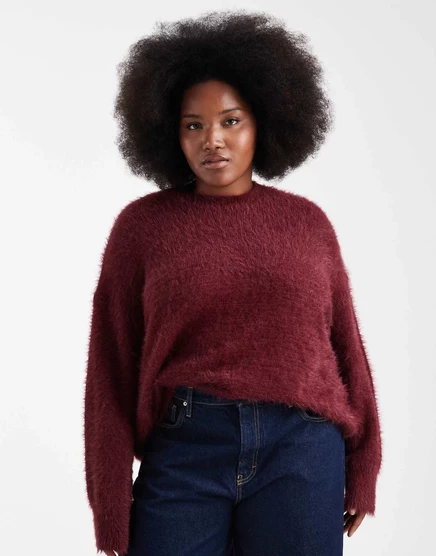 ОБЪЕМНЫЙ свитер ASOS DESIGN Curve, связанный крючком, из пряжи для наращивания ресниц бордового цвета burgundy