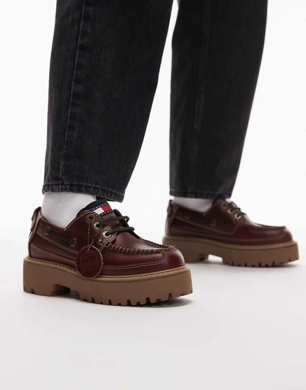 Коричневые туфли-лодочки Tommy Jeans на резиновой подошве dark velvety brown