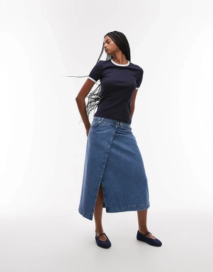 Джинсовая юбка-миди с запахом ARKET темно-синего цвета mid washed blue