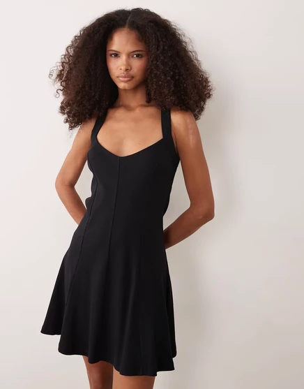 Женское мини-платье asos design халтер в рубчик, черное
