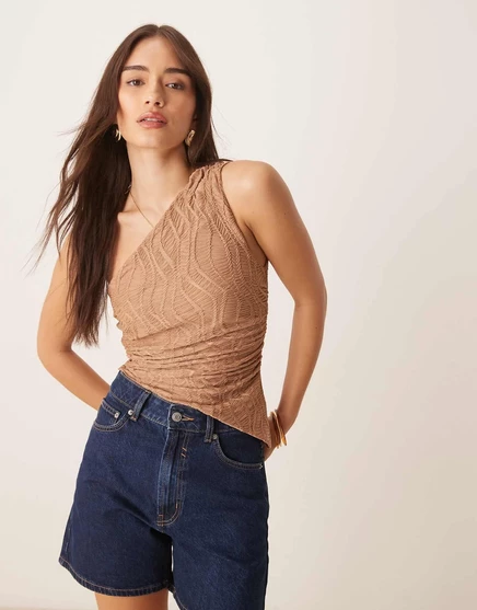 ДИЗАЙНЕРСКИЙ текстурированный топ ASOS на одно плечо с асимметричным низом и рюшами из камня stone