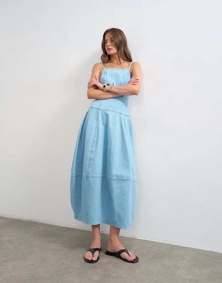Женское джинсовое макси-платье topshop barrel, отбеленное