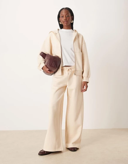 Женские брюки ASOS Design широкие, кремовые