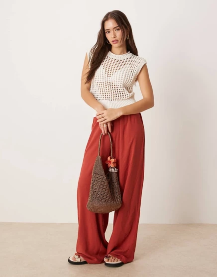ДИЗАЙНЕРСКАЯ майка ASOS из трикотажной сетки белого цвета white
