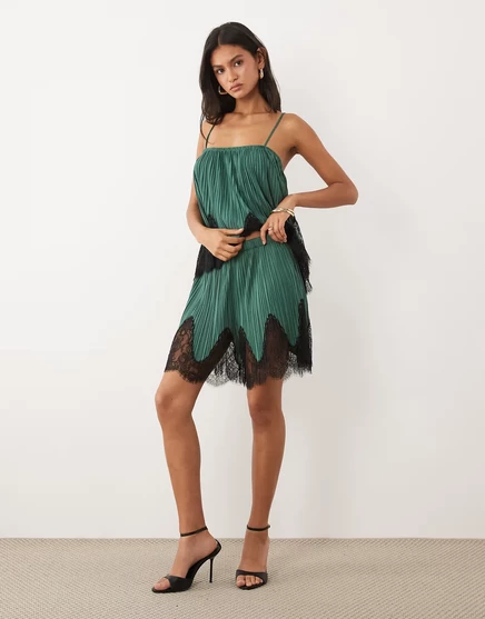 Женские плиссе-шорты ASOS Design с кружевом, бирюзовые