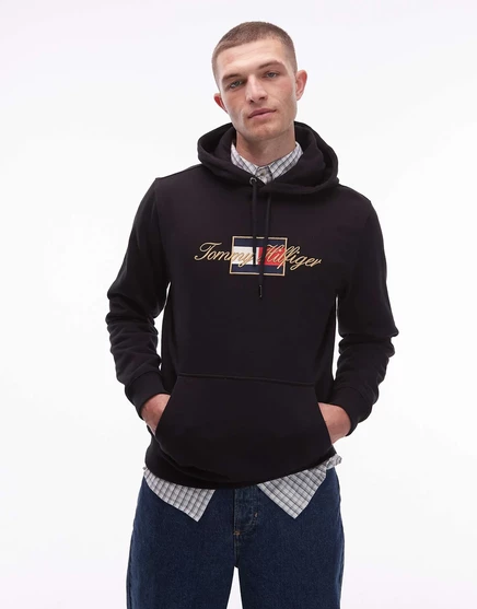Толстовка с капюшоном в стиле флага Tommy Hilfiger черного цвета с золотыми деталями black