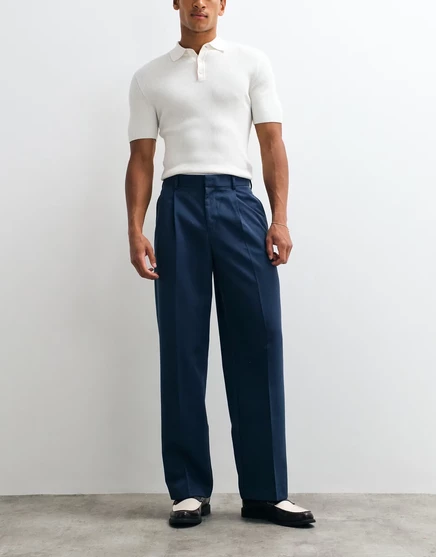 Мужские брюки ASOS Design классические с защипами и широким кроем, темно-синие