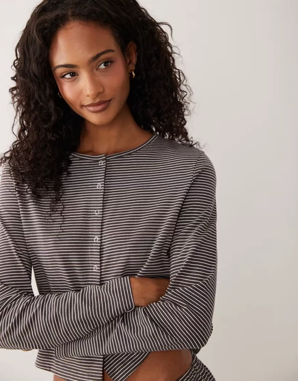 Пижамный кардиган ASOS DESIGN mix &match на пуговицах в коричневую полоску с принтом brown stripe
