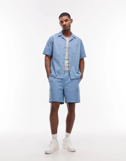 Шорты-карго с укороченной линией талии от ASOS DESIGN motionMAX™ синего цвета - часть комплекта