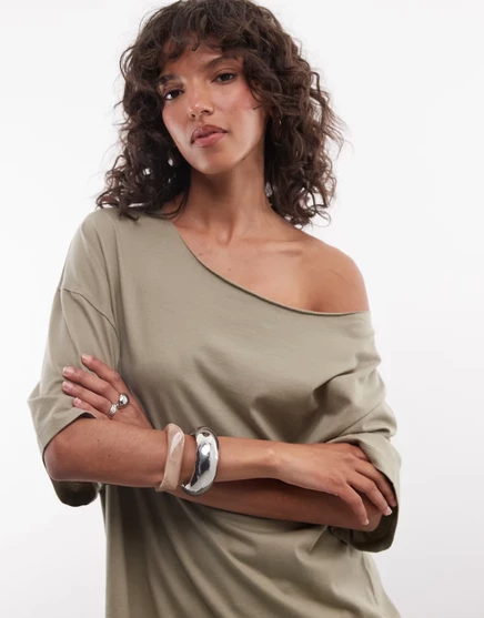 Женская футболка ASOS Design оверсайз, хаки