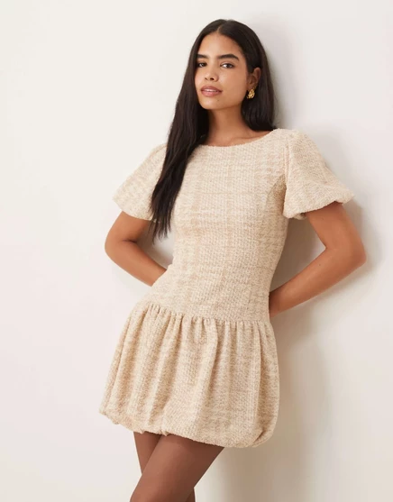 ДИЗАЙНЕРСКОЕ мини-платье-пуф из букле ASOS DESIGN из камня stone
