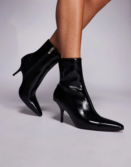 Черные ботильоны на шпильке с острым носком River Island black
