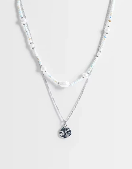 ASOS DESIGN 2 упаковки ожерелья с подвесками из искусственного жемчуга, украшенного бисером, и монетами из серебра