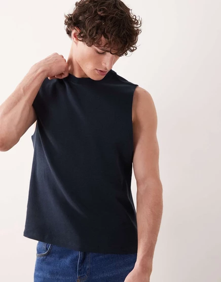 ОБЛЕГАЮЩАЯ майка с круглым вырезом от ASOS DESIGN из темно-синей вафли