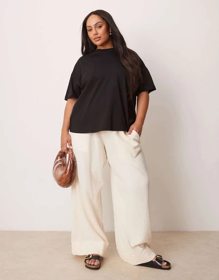 Марлевые брюки ASOS DESIGN Curve с необработанным краем из пахты buttermilk