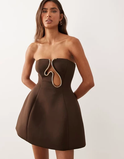 Женское мини-платье ASOS Design Premium бандо с золотой отделкой, шоколадное
