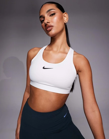Спортивный бюстгальтер Nike Training swoosh со средней поддержкой, белый white