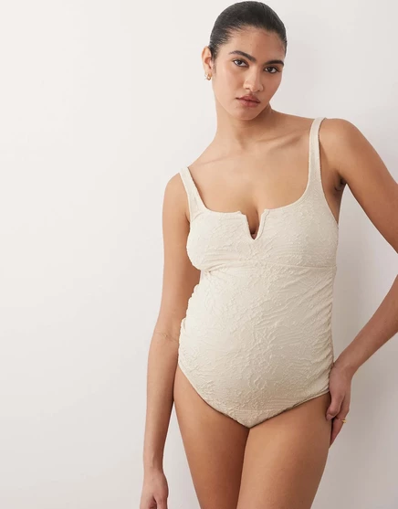 Цельный купальник Cassi с v-образным вырезом для беременных ASOS DESIGN цвета шампанского champagne