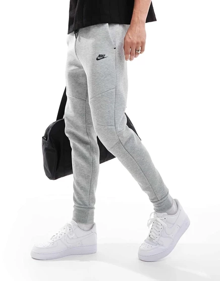 Кроссовки для бега трусцой Nike Tech с флисовыми манжетами серого цвета gray