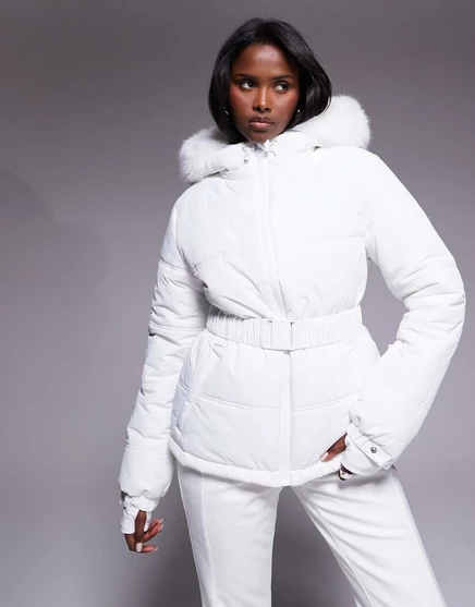 ASOS 4505 Ski Icon водоотталкивающая утепленная лыжная куртка с поясом белого цвета white