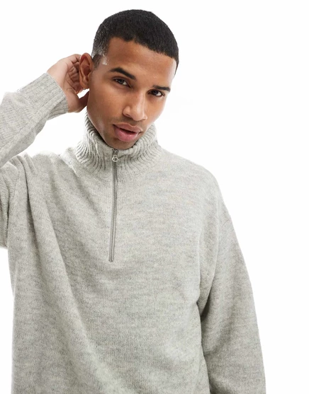Черный объемный пушистый свитер на молнии Jack &Jones черного цвета light gray melange