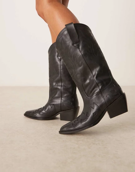 Ковбойские сапоги до колена из кожи Camryn от ASOS DESIGN черного цвета black leather