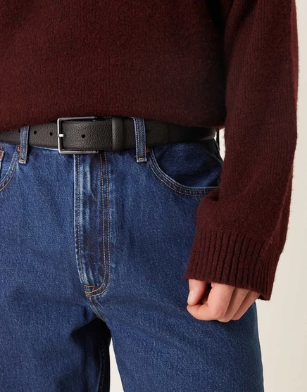 Ремень из натуральной кожи Calvin Klein Jeans pebble с пряжкой из оружейного металла черного цвета